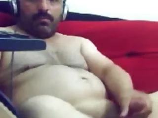 fat arab sponger masturbating