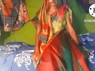 Desi  bhabhi  wife fucking doggy